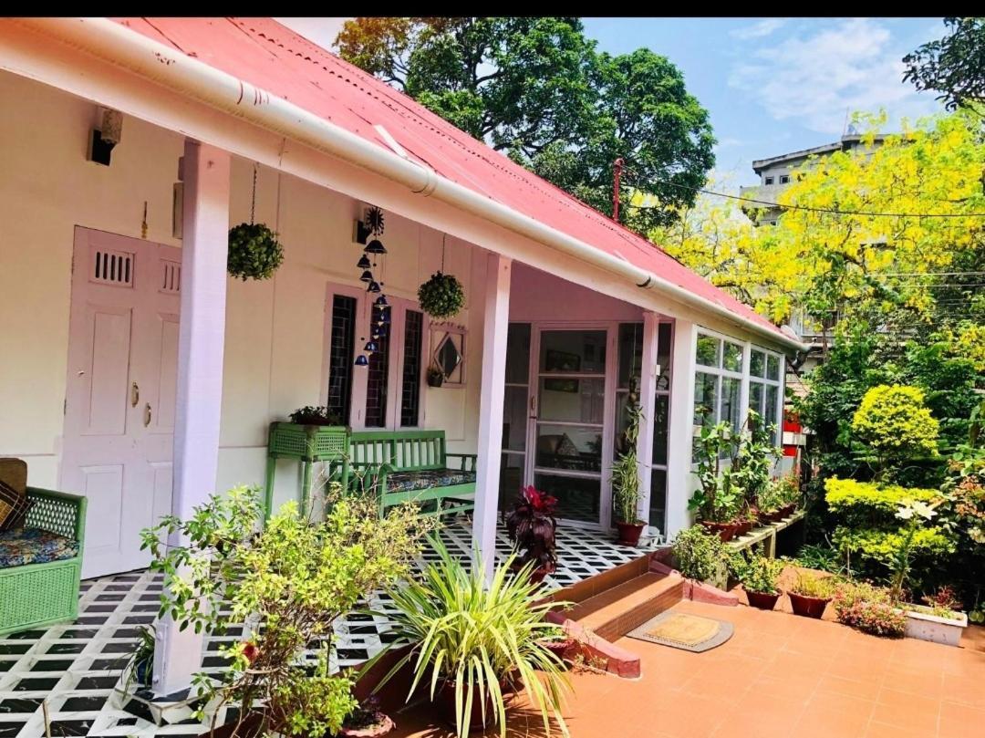 The Bhowmick'S Bungalow Tezpur Exterior photo